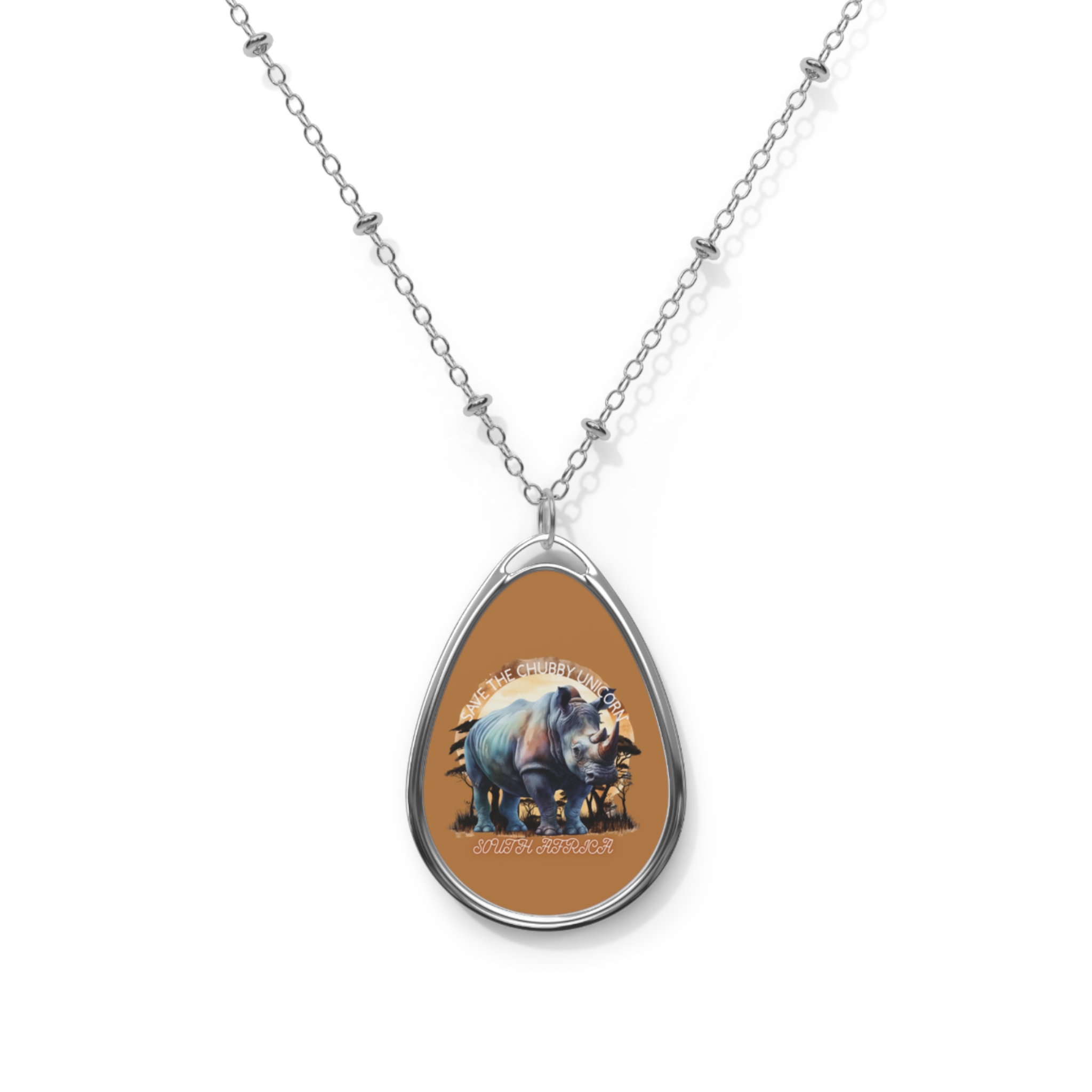 Nature-Inspired Oval Necklace with Animal Design, Gift for Nature Lovers, Wildlife Jewelry, Eco-friendly Pendant, - Image 2